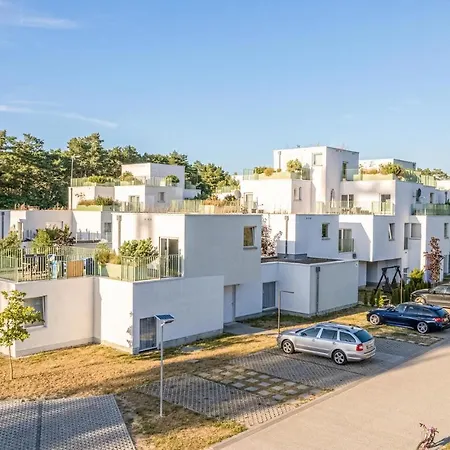2 Bedroom Gorgeous In Pogorzelica Apartment