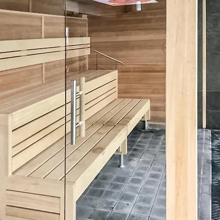 Apartament Amazing In With Sauna