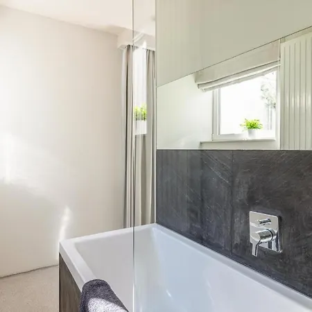 2 Bedroom Gorgeous In Pogorzelica *